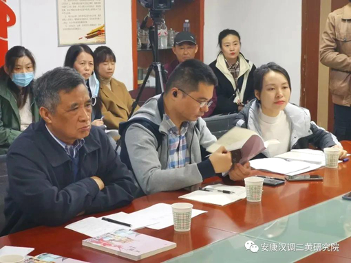 调研组同国家级汉调二黄非遗传承人龚尚武老师,王发芸老师,著名汉调二