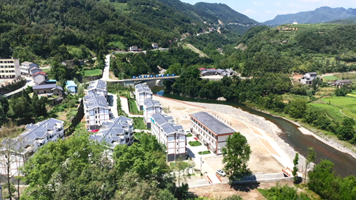 财梁社区：产业兴旺 携手小康.mp4_20200817_150315.720.jpg